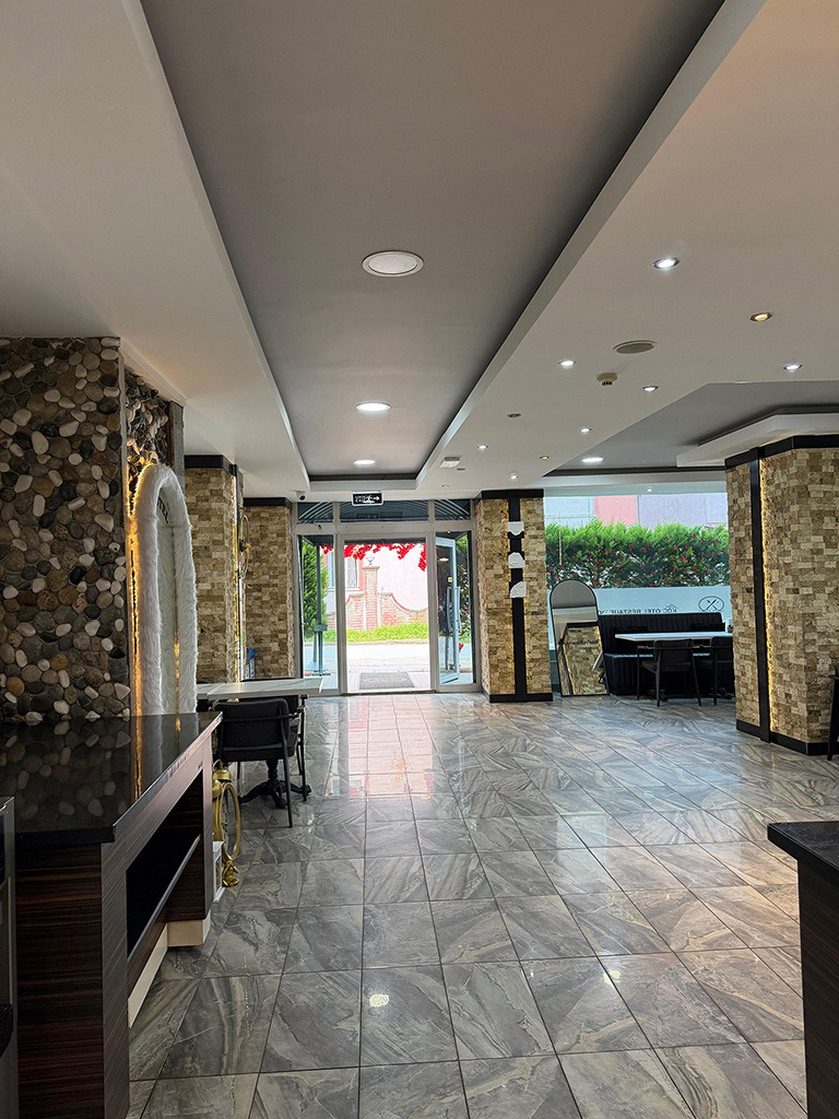 Koç Otel Karasu Galeri 64
