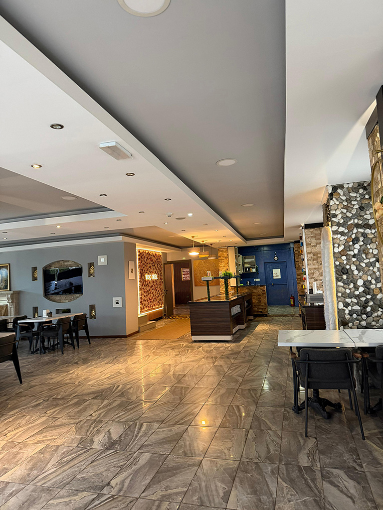 Koç Otel Karasu Galeri 67